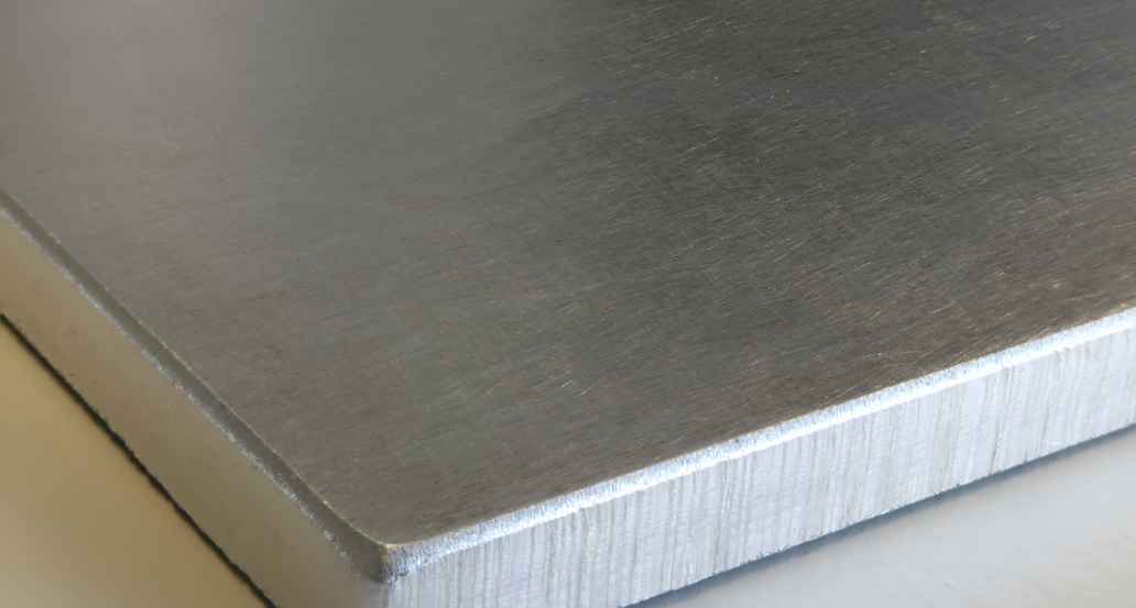 Edelstahl, mittlerer Radius, ca. 0,2 mm