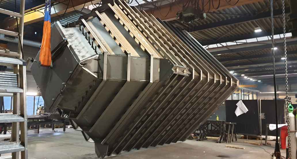 Hot mix asphalt storage bins