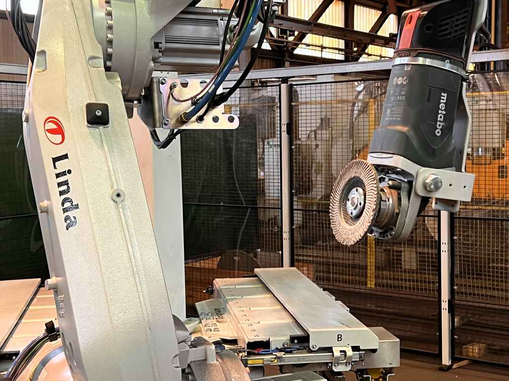Vertical Disc Grinder at Claus Queck