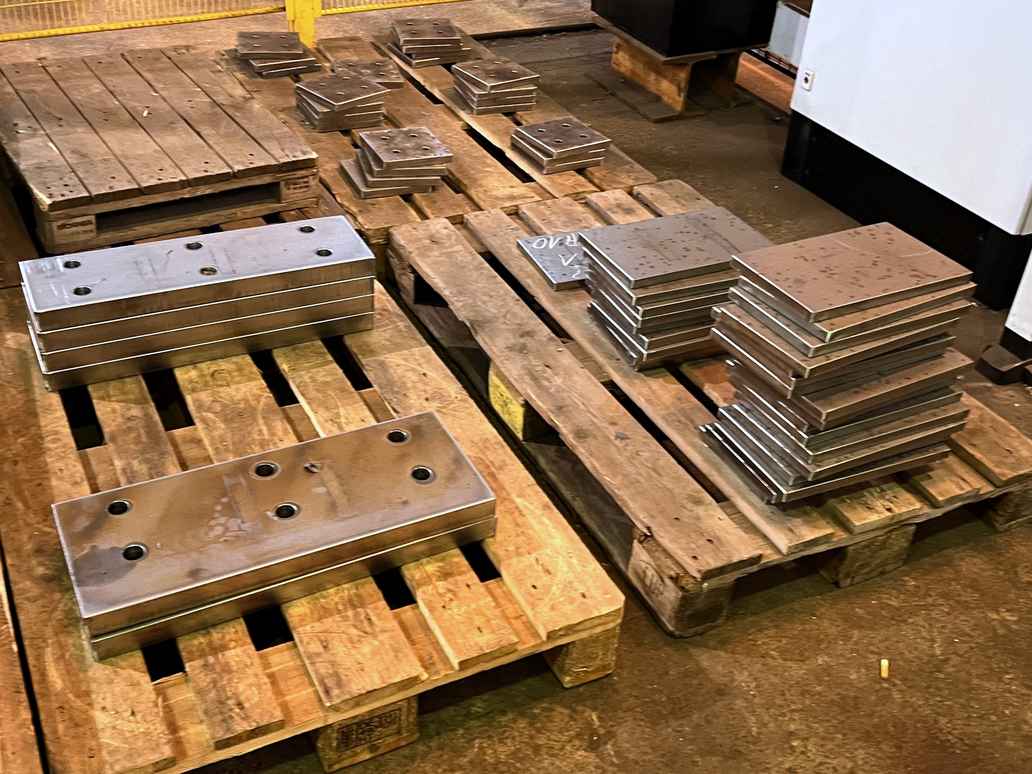 Steel plates at Claus Queck