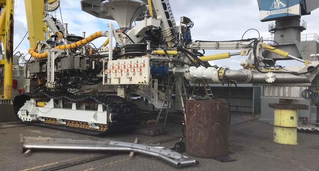 trencher_track_drive_4